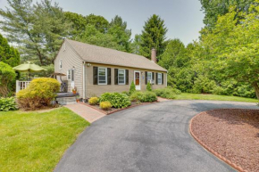 Ideal Narragansett Location with Furnished Deck!